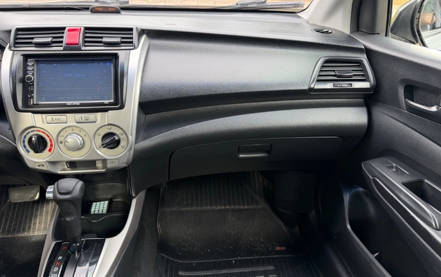 imagem-https://www.socarrao.com.br/sc-vehicle-images-prod/4312264/1792435561015-gb-f8bd750.jpeg