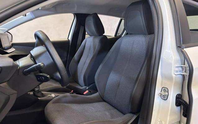 imagem-https://www.socarrao.com.br/sc-vehicle-images-prod/4312287/1791490626494-7650026_3_B_57fe24c7d4.jpeg
