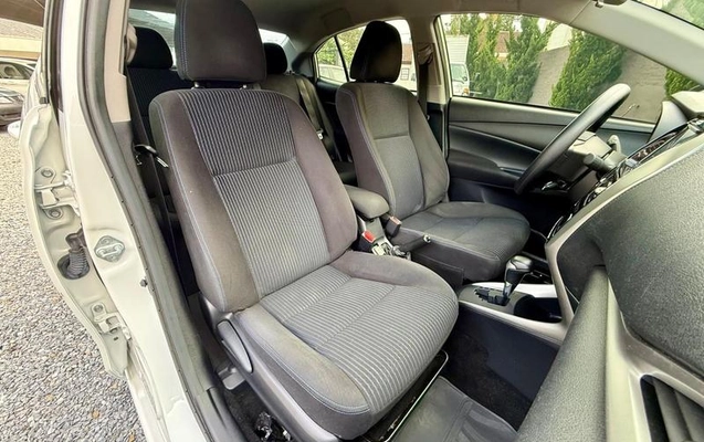 imagem-https://www.socarrao.com.br/sc-vehicle-images-prod/4312295/1791488997021-8501240_14_B_e40794f1a4.jpeg