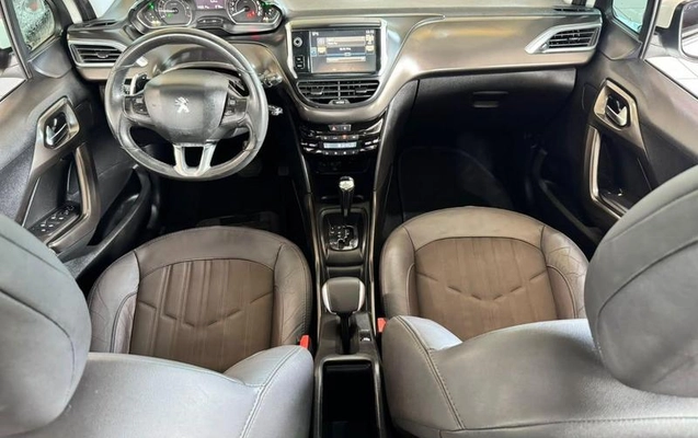 imagem-https://www.socarrao.com.br/sc-vehicle-images-prod/4312296/1791814145220-8528571_17_B_5ad662e485.jpeg