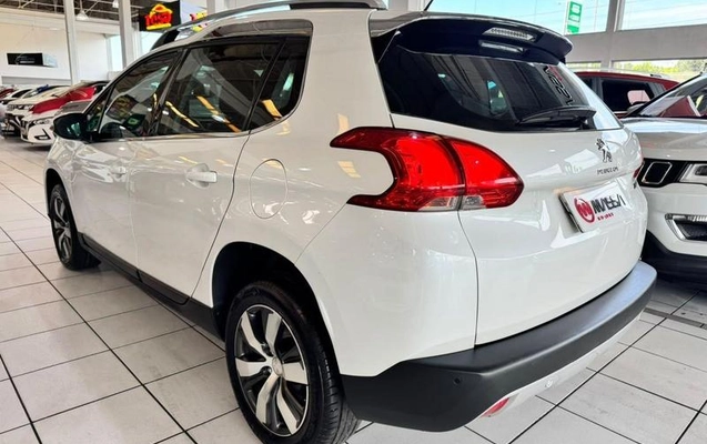 imagem-https://www.socarrao.com.br/sc-vehicle-images-prod/4312296/1791814145234-8528571_6_B_dfeb1d15af.jpeg