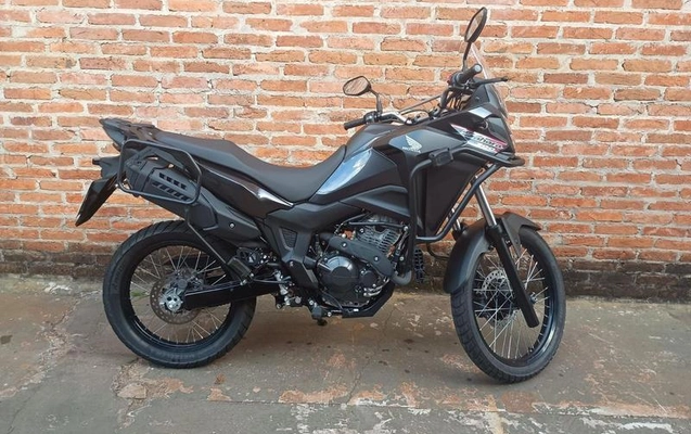 imagem-https://www.socarrao.com.br/sc-vehicle-images-prod/4312297/1791489034959-8556900_3_B_52ea8a1978.jpeg