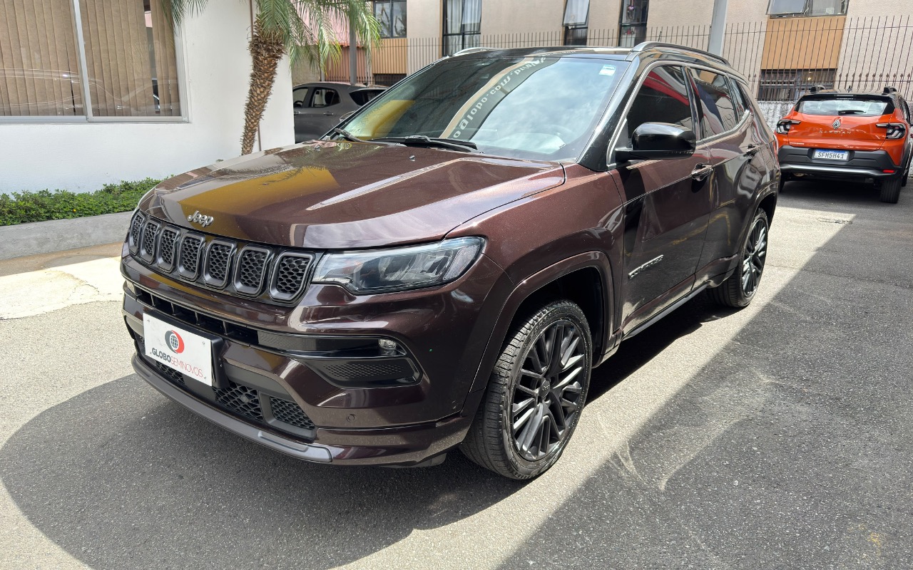 Jeep Compass 2022 Marrom — foto 1 de 3