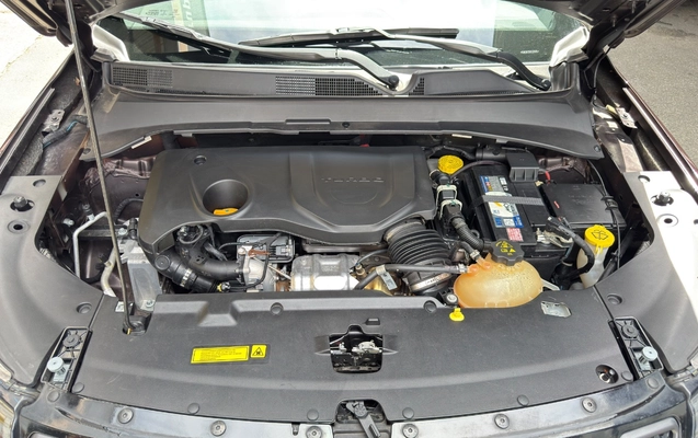 imagem-https://www.socarrao.com.br/sc-vehicle-images-prod/4312378/1791489382066-N2NjZTg4YmMtZWEyOS00NzZiLThmZjEtMTY4YTBkNWY2N2NhLmpwZWc.jpeg