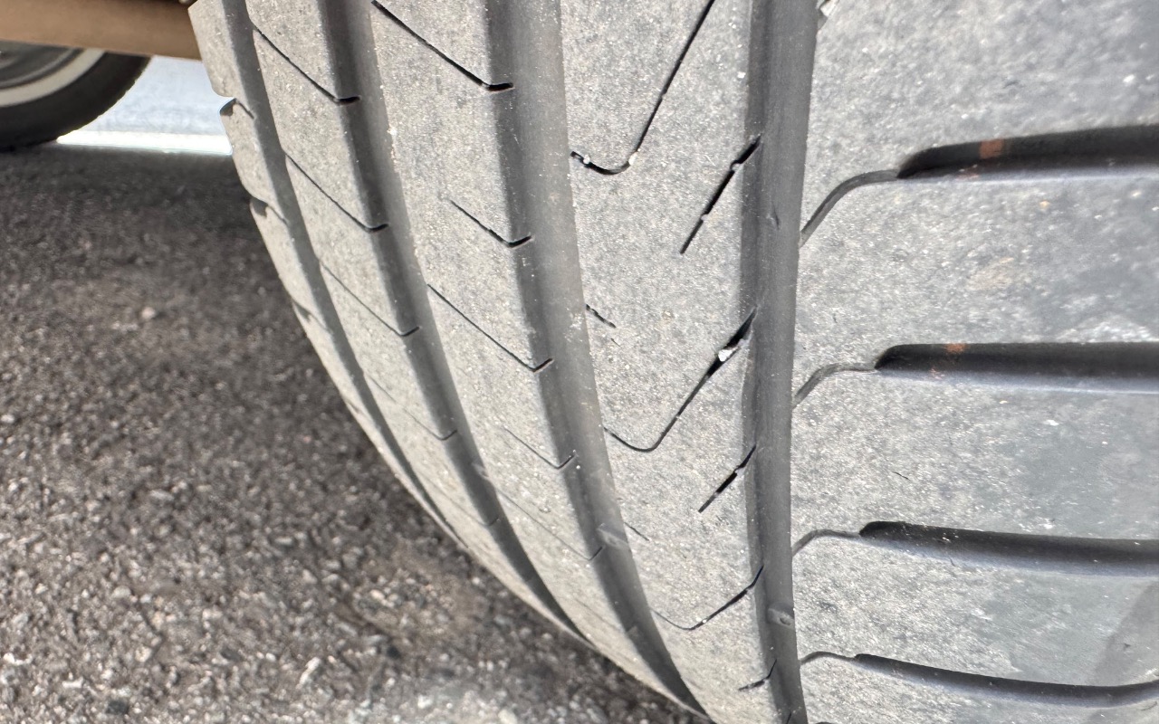 imagem-https://www.socarrao.com.br/sc-vehicle-images-prod/4312378/1791489383177-NzgzYjIxOTktMmI1YS00NDcwLWE1ODktMWRhYTVmNTdlNjlmLmpwZWc.jpeg