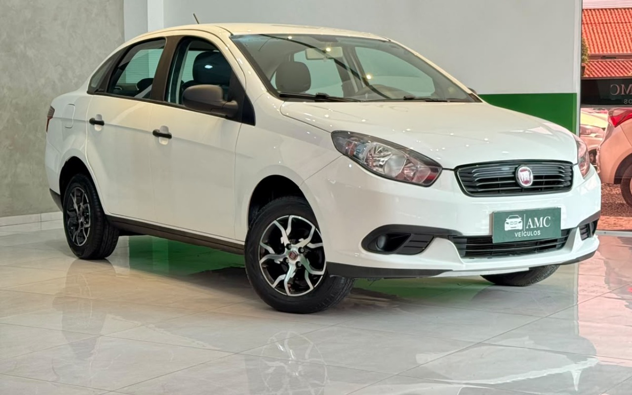 Fiat Grand Siena 1.0 EVO Flex 8V 4p 2021 Branco — foto 1 de 3