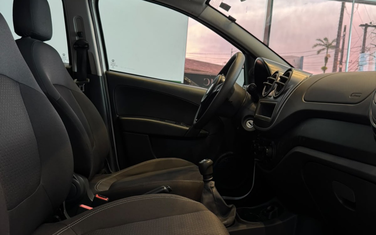 imagem-https://www.socarrao.com.br/sc-vehicle-images-prod/4312390/1791489436282-V2hhdHNBcHAgSW1hZ2UgMjAyNi0xMC0wOCBhdCAxNi4zMi41MyAoMSkuanBlZw.jpeg