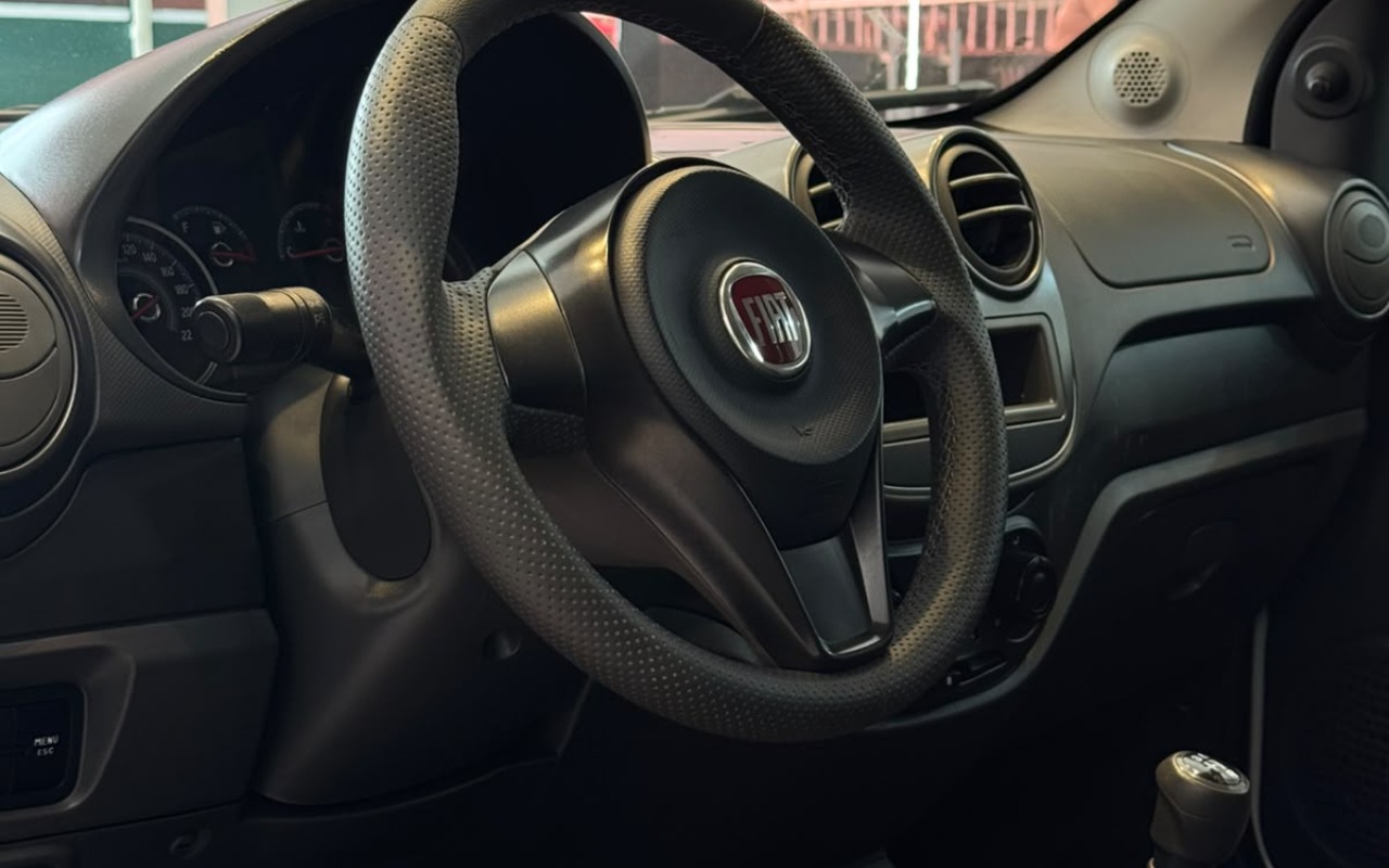 imagem-https://www.socarrao.com.br/sc-vehicle-images-prod/4312390/1791489436689-V2hhdHNBcHAgSW1hZ2UgMjAyNi0xMC0wOCBhdCAxNi4zMi41Mi5qcGVn.jpeg