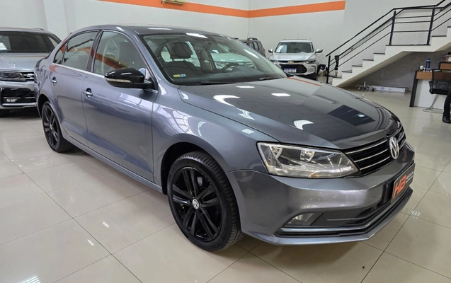imagem-https://www.socarrao.com.br/sc-vehicle-images-prod/4312411/1791653990180-FlaH8TBE9pPKj5NmDLYqTkiGi0JensWj.jpg