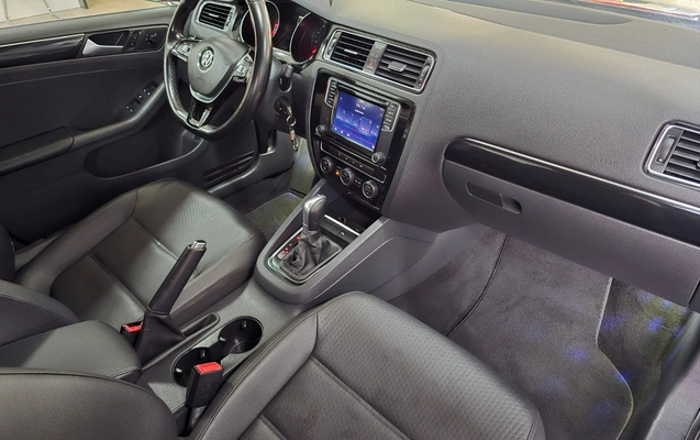imagem-https://www.socarrao.com.br/sc-vehicle-images-prod/4312411/1791653990182-KOLxJ9WH5SdCDo0g0MVRitcbnlWRMVk8.jpg