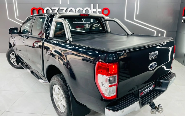 imagem-https://www.socarrao.com.br/sc-vehicle-images-prod/4312413/1791489656802-003_72c8eac53c4e70f0cc9a637f2b806566.jpg