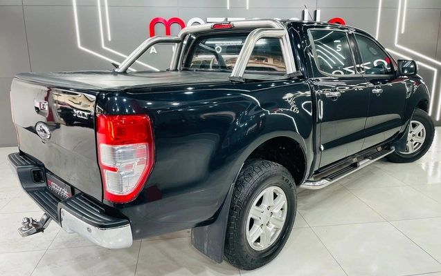 imagem-https://www.socarrao.com.br/sc-vehicle-images-prod/4312413/1791489656804-003_e5c0dc80a8577e2d664f85106c0f3bb5.jpg