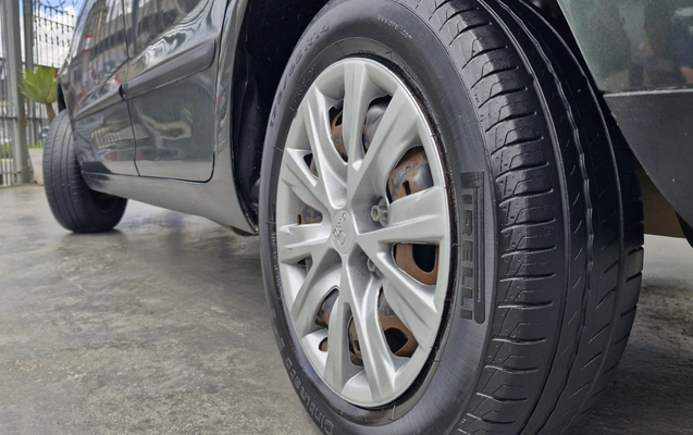 imagem-https://www.socarrao.com.br/sc-vehicle-images-prod/4312422/1791489915647-MTkuanBlZw.jpeg