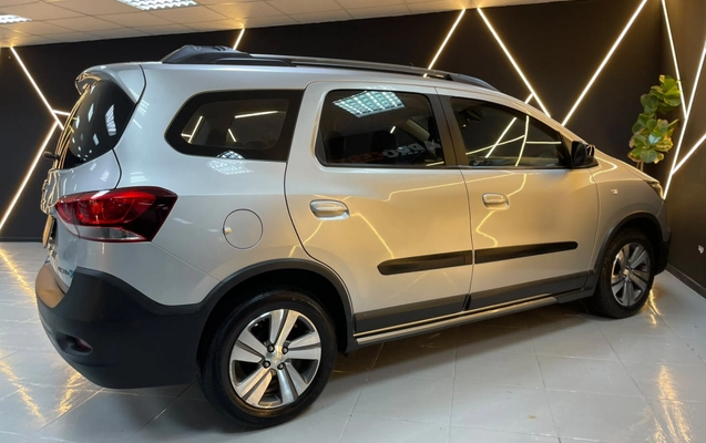 imagem-https://www.socarrao.com.br/sc-vehicle-images-prod/4312515/1791490406439-Jrv1kOUuASjxv70GKcUEJiDazgJaSwXI.jpg