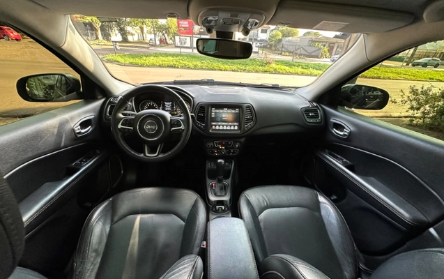 imagem-https://www.socarrao.com.br/sc-vehicle-images-prod/4312565/1791490724888-3_105235.jpg