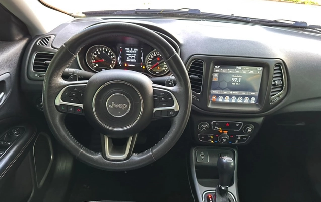 imagem-https://www.socarrao.com.br/sc-vehicle-images-prod/4312565/1791490724891-1_105235.jpg