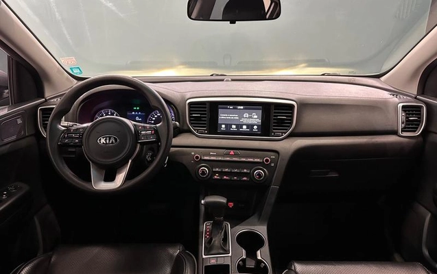 imagem-https://www.socarrao.com.br/sc-vehicle-images-prod/4312570/1791490822217-8548075_15_B_a7b16bddff.jpeg