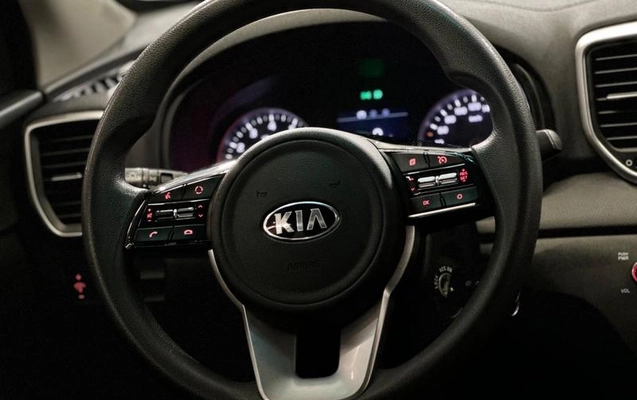 imagem-https://www.socarrao.com.br/sc-vehicle-images-prod/4312570/1791490822220-8548075_17_B_1a332b1853.jpeg