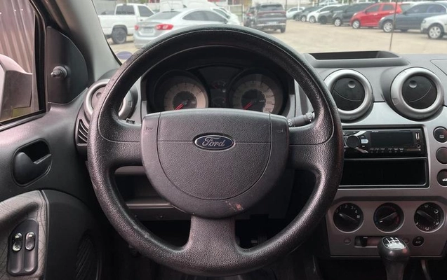 imagem-https://www.socarrao.com.br/sc-vehicle-images-prod/4312571/1791490823129-8520622_6_B_85677808e6.jpeg