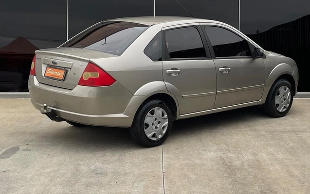 imagem-https://www.socarrao.com.br/sc-vehicle-images-prod/4312571/1791490823132-8520622_13_B_7eacc48f91.jpeg