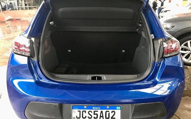 imagem-https://www.socarrao.com.br/sc-vehicle-images-prod/4312610/1791491046206-jeKAm7F8FZtNGpxyBOjjiBiKJsJBMZaO.jpg