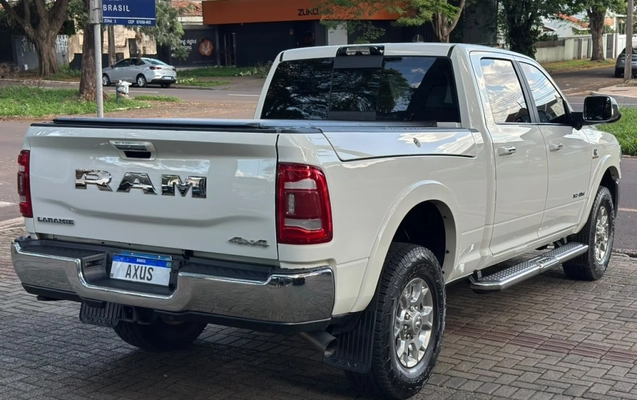 imagem-https://www.socarrao.com.br/sc-vehicle-images-prod/4312623/1791491077556-12_052346.jpg