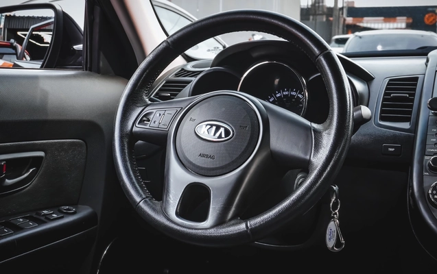 imagem-https://www.socarrao.com.br/sc-vehicle-images-prod/4312649/1791491122250-b57cfe37-74d1-46b4-ab69-283df6df547b.jpg