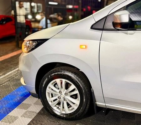 imagem-https://www.socarrao.com.br/sc-vehicle-images-prod/4312663/1791555322415-8490722_10_B_2f52bf05f2.jpeg