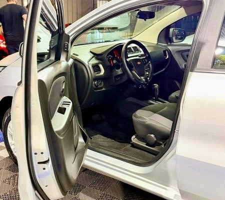 imagem-https://www.socarrao.com.br/sc-vehicle-images-prod/4312663/1791555322415-8490722_11_B_c34b07eeca.jpeg