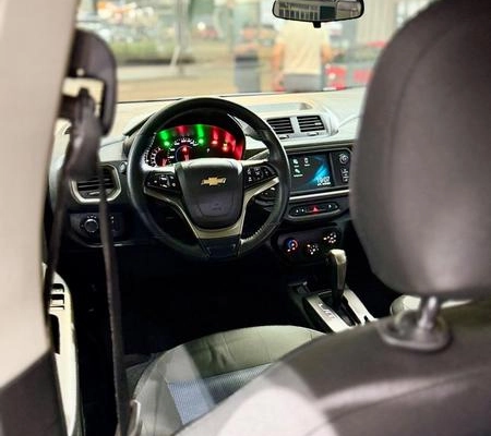 imagem-https://www.socarrao.com.br/sc-vehicle-images-prod/4312663/1791555322416-8490722_15_B_154eb634a8.jpeg