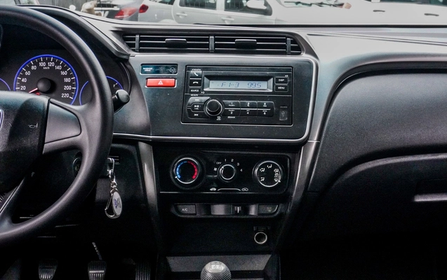 imagem-https://www.socarrao.com.br/sc-vehicle-images-prod/4312665/1791491127767-8cbade82-79d9-438d-96fb-bef60d3369a6.jpg