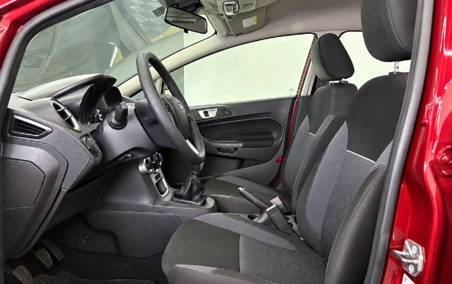 imagem-https://www.socarrao.com.br/sc-vehicle-images-prod/4312815/1791491502940-46bfe91f-4258-cc40-af1f-f25e503dc1ff-whatsappimage2026-10-08at161703jpeg.jpg