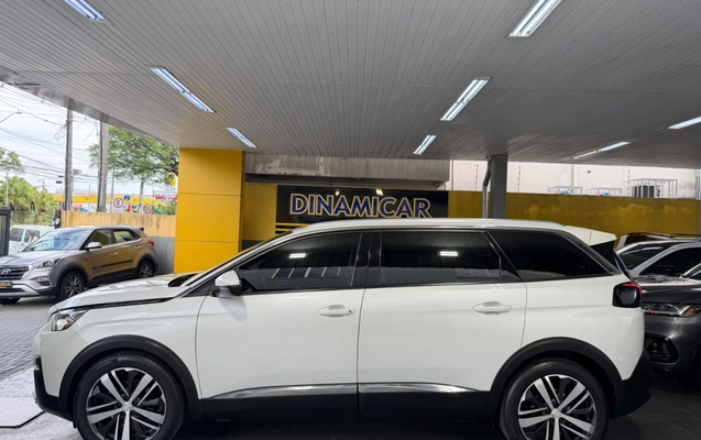 imagem-https://www.socarrao.com.br/sc-vehicle-images-prod/4312855/1791491543680-Mi5qcGVn.jpeg