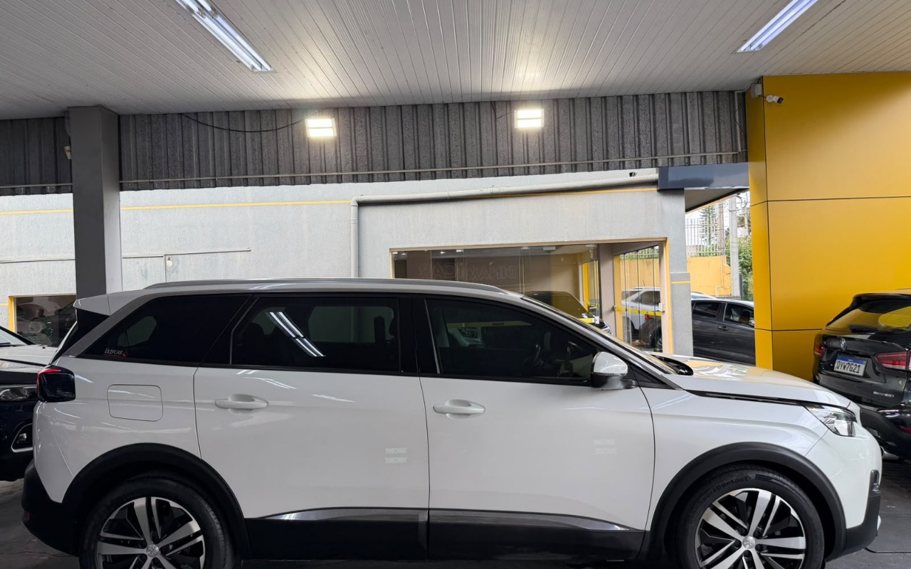 imagem-https://www.socarrao.com.br/sc-vehicle-images-prod/4312855/1791491546737-MjMuanBlZw.jpeg