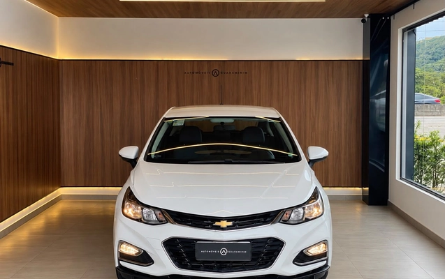 imagem-https://www.socarrao.com.br/sc-vehicle-images-prod/4312957/1791492117215-50f82a521f144889b3bb99e206105696_1791492076384.jpg
