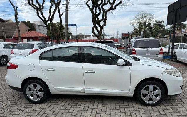 imagem-https://www.socarrao.com.br/sc-vehicle-images-prod/4312962/1791492139188-8554935_7_B_8e36b63490.jpeg