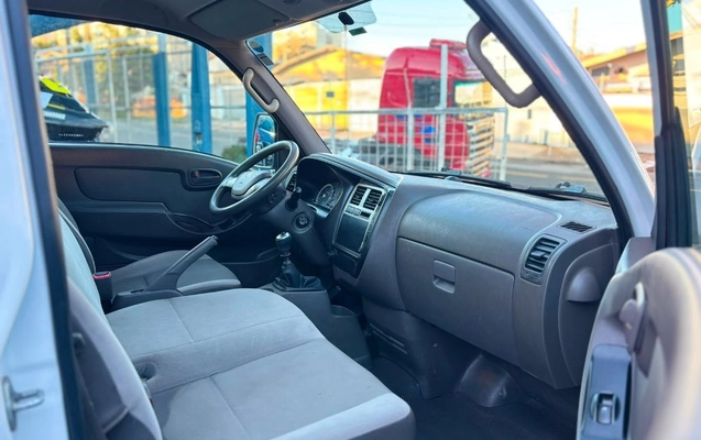 imagem-https://www.socarrao.com.br/sc-vehicle-images-prod/4312963/1791492133071-gb-f20452e.jpeg