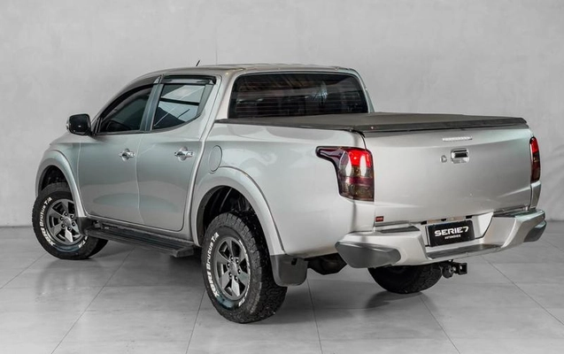 imagem-https://www.socarrao.com.br/sc-vehicle-images-prod/4312965/1792240162071-8545580_5_B_876af9bc1a.jpeg