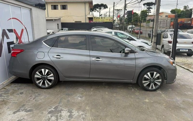 imagem-https://www.socarrao.com.br/sc-vehicle-images-prod/4312968/1791492165235-8557011_0_B_f5efc0dd93.jpeg