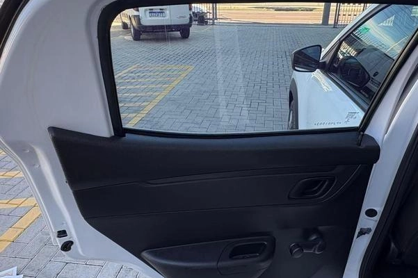 imagem-https://www.socarrao.com.br/sc-vehicle-images-prod/4312973/1791555276530-8556071_3_B_05d1e2e306.jpeg