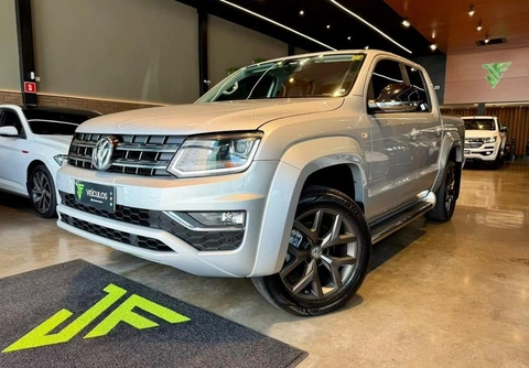 Volkswagen Amarok 2018 Prata — foto 1 de 3