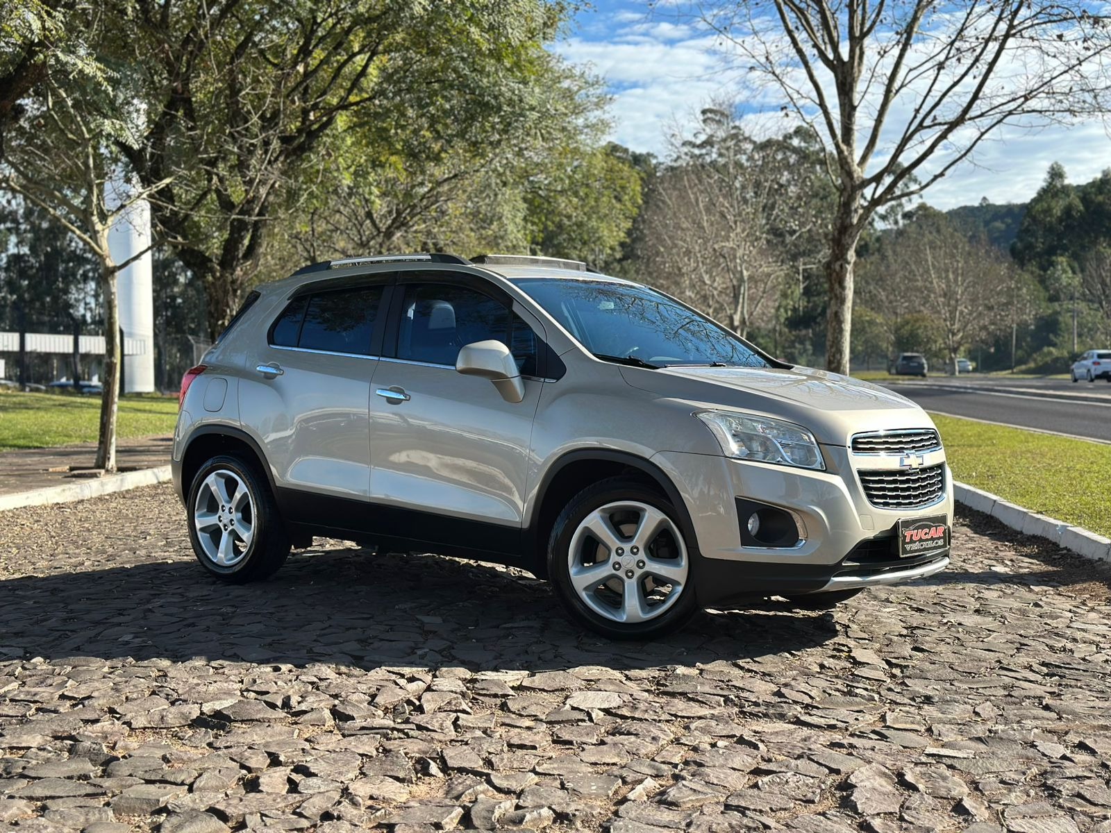 Chevrolet Tracker LTZ 1.8 16V Flex 4x2 Aut. na cor Cinza no Dois Irmãos / RS - 43131