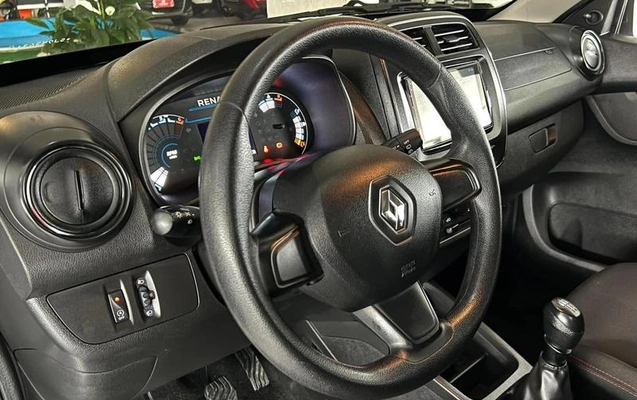 imagem-https://www.socarrao.com.br/sc-vehicle-images-prod/4313220/1791493487092-8473624_18_B_e0ad085488.jpeg