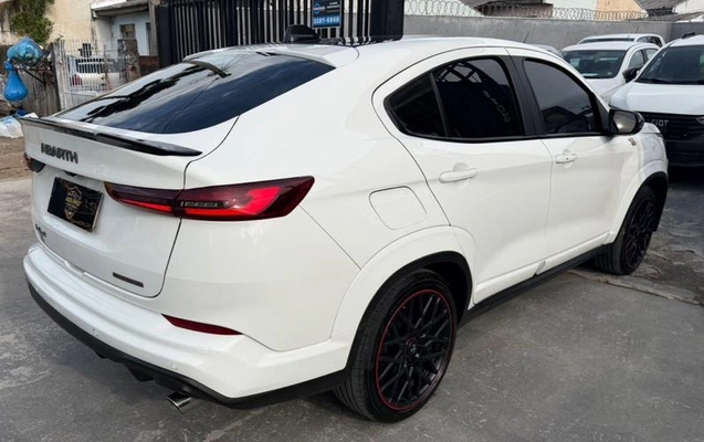 imagem-https://www.socarrao.com.br/sc-vehicle-images-prod/4313221/1791493493970-8557416_1_B_b3eecc91de.jpeg