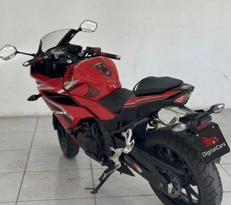 imagem-https://www.socarrao.com.br/sc-vehicle-images-prod/4313460/1791494924843-8554337_0_B_db2094c401.jpeg