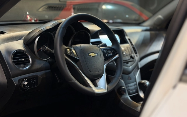 imagem-https://www.socarrao.com.br/sc-vehicle-images-prod/4313485/1791495313667-1_063448.jpg