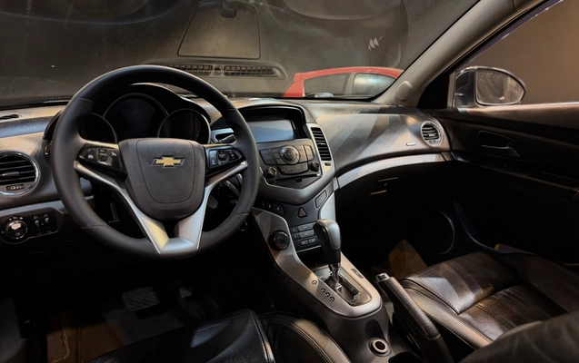 imagem-https://www.socarrao.com.br/sc-vehicle-images-prod/4313485/1791495313671-1_063453.jpg