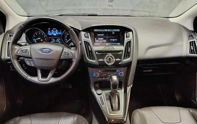 imagem-https://www.socarrao.com.br/sc-vehicle-images-prod/4313564/1791495934839-8480354_8_B_cb3ddb8107.jpeg