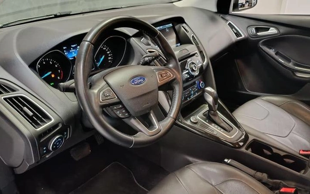 imagem-https://www.socarrao.com.br/sc-vehicle-images-prod/4313564/1791495934845-8480354_19_B_cbd179ad00.jpeg