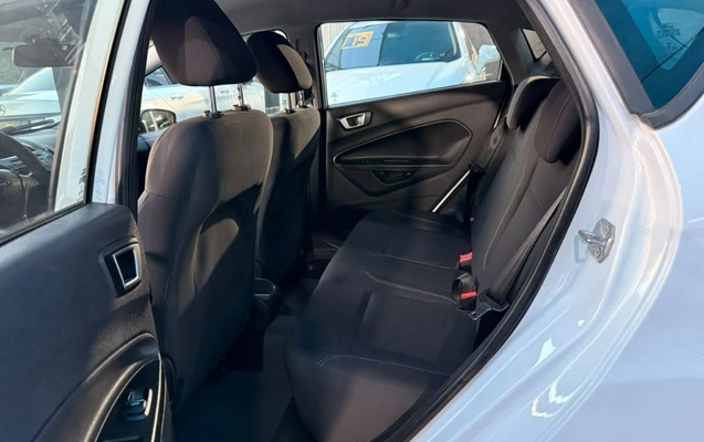 imagem-https://www.socarrao.com.br/sc-vehicle-images-prod/4313567/1791582247611-gb-4fe461c.jpeg